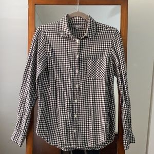 Uniqlo Black and White Plaid Button Down Flannel Shirt